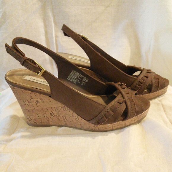 cute summer wedge sandals